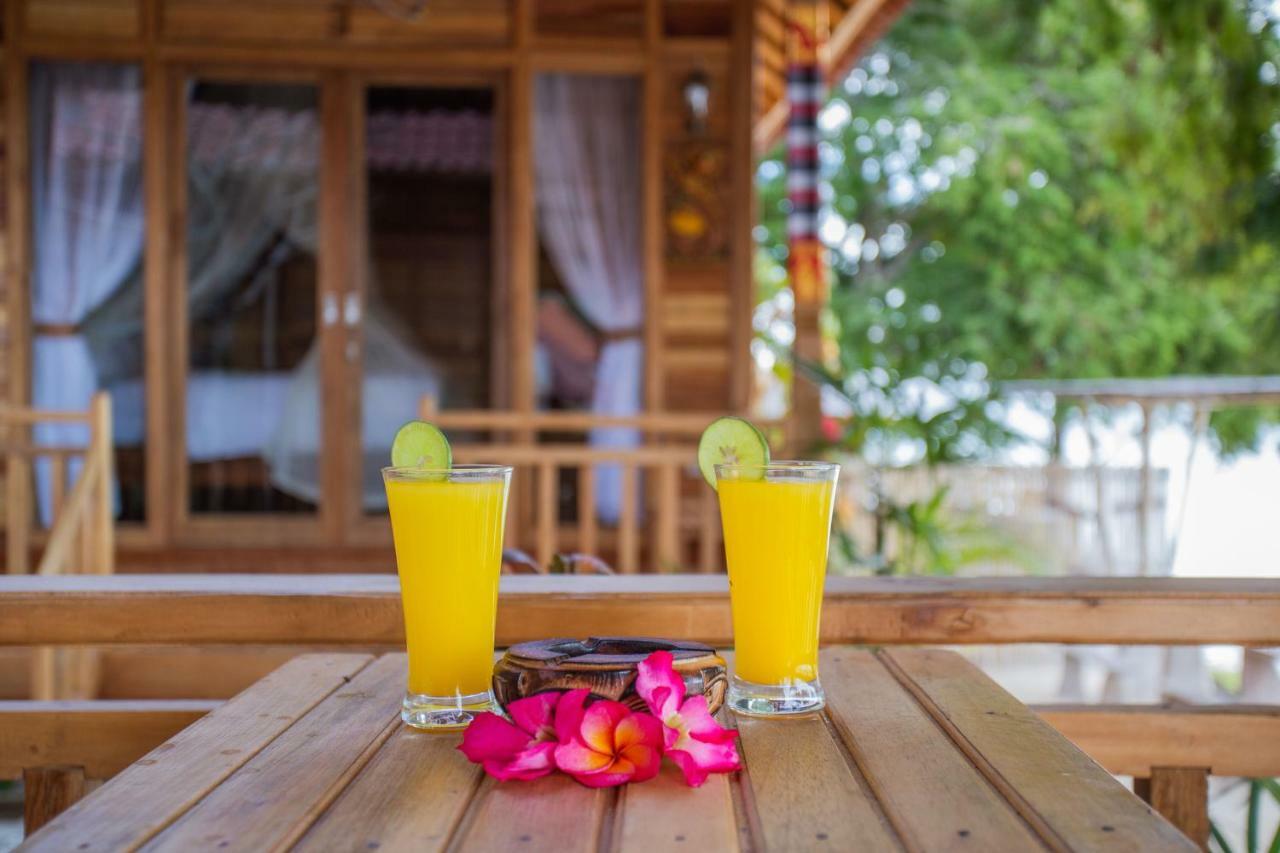 Wooden Beach Sunset Cottages Lembongan Eksteriør billede