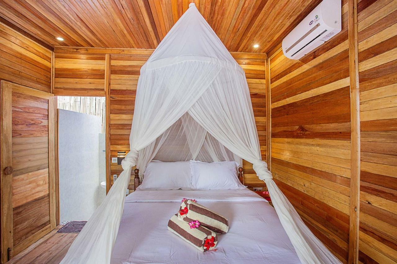 Wooden Beach Sunset Cottages Lembongan Eksteriør billede