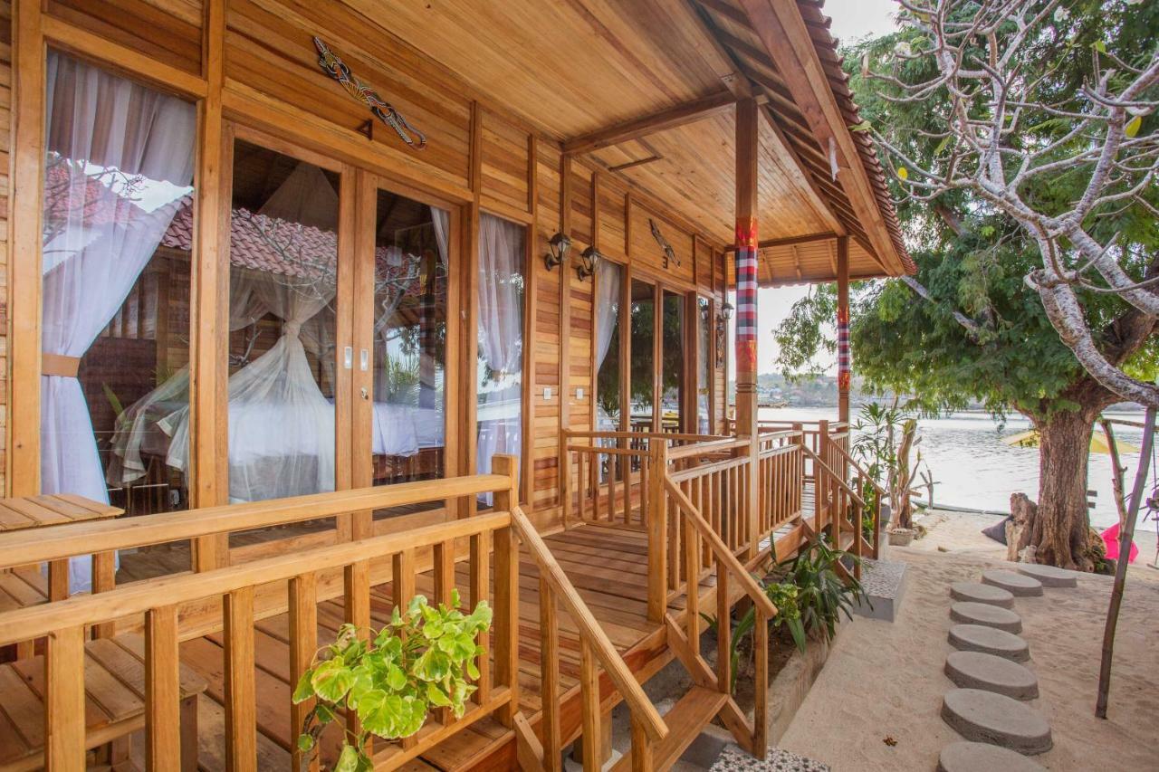 Wooden Beach Sunset Cottages Lembongan Eksteriør billede